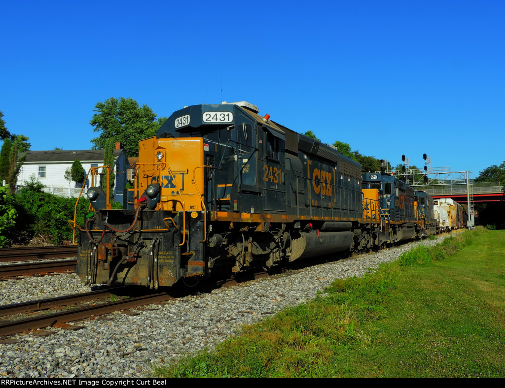 CSX 2431, 6529, 6501